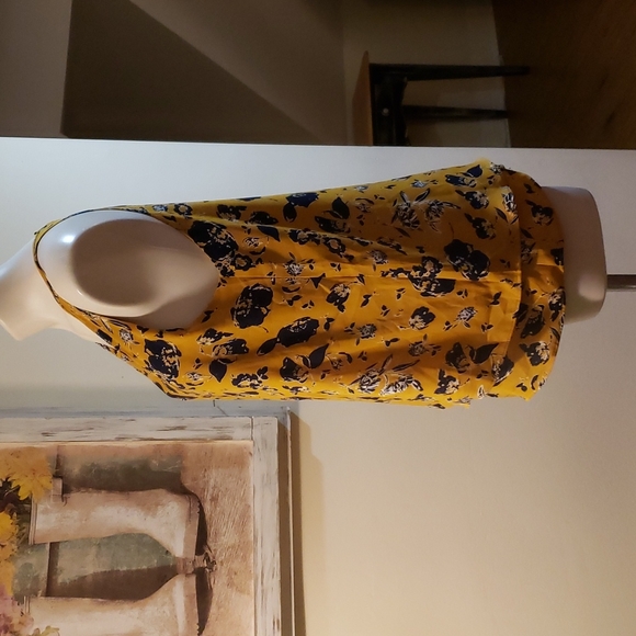 Paraphrase Tank - Picture 4 of 6